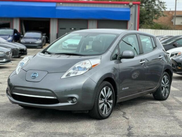 Серый Ниссан Лиф, объемом двигателя 0 л и пробегом 63 тыс. км за 7000 $, фото 1 на Automoto.ua