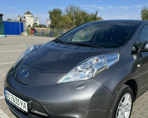 Серый Ниссан Лиф, объемом двигателя 0 л и пробегом 83 тыс. км за 7800 $, фото 1 на Automoto.ua