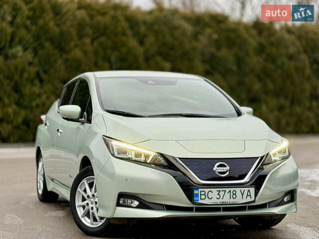 Серый Ниссан Лиф, объемом двигателя 0 л и пробегом 78 тыс. км за 13150 $, фото 1 на Automoto.ua