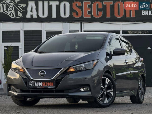 Серый Ниссан Лиф, объемом двигателя 0 л и пробегом 158 тыс. км за 11800 $, фото 1 на Automoto.ua