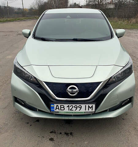 Серый Ниссан Лиф, объемом двигателя 0 л и пробегом 120 тыс. км за 12500 $, фото 1 на Automoto.ua