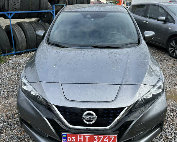 Серый Ниссан Лиф, объемом двигателя 0 л и пробегом 134 тыс. км за 13200 $, фото 1 на Automoto.ua