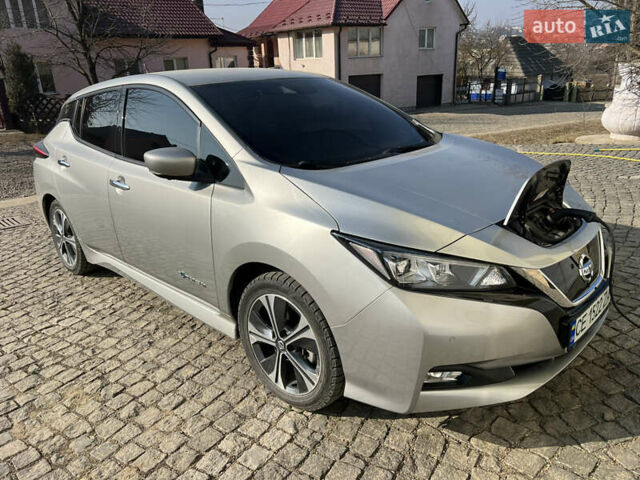 Серый Ниссан Лиф, объемом двигателя 0 л и пробегом 110 тыс. км за 12300 $, фото 1 на Automoto.ua