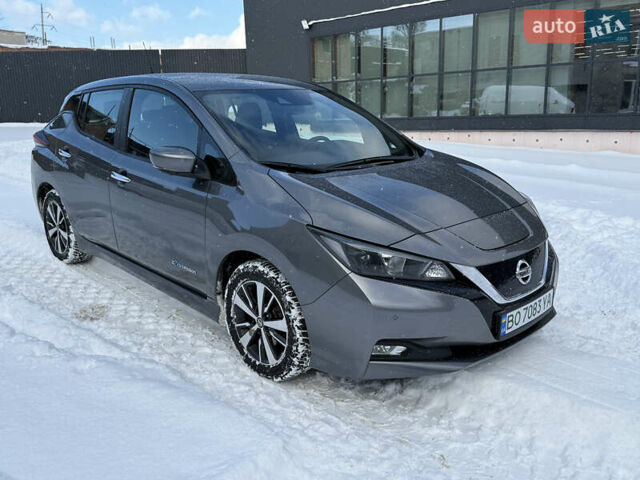 Серый Ниссан Лиф, объемом двигателя 0 л и пробегом 71 тыс. км за 11950 $, фото 1 на Automoto.ua