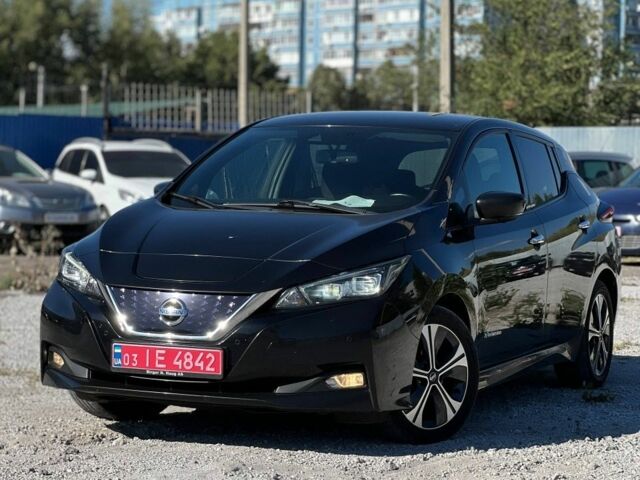 Сірий Ніссан Ліф, об'ємом двигуна 0 л та пробігом 124 тис. км за 11962 $, фото 1 на Automoto.ua