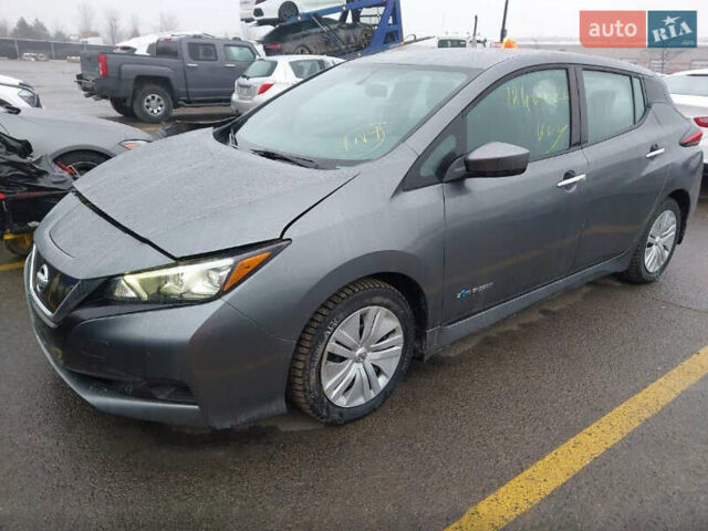 Серый Ниссан Лиф, объемом двигателя 0 л и пробегом 116 тыс. км за 7700 $, фото 1 на Automoto.ua