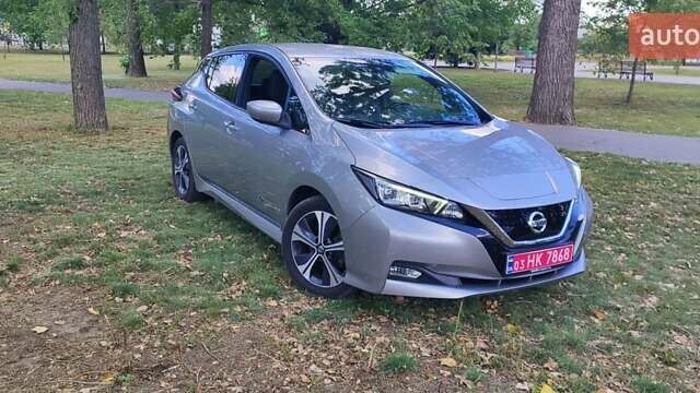 Серый Ниссан Лиф, объемом двигателя 0 л и пробегом 80 тыс. км за 13200 $, фото 1 на Automoto.ua