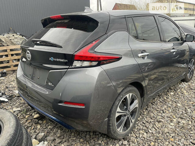 Сірий Ніссан Ліф, об'ємом двигуна 0 л та пробігом 27 тис. км за 7950 $, фото 1 на Automoto.ua