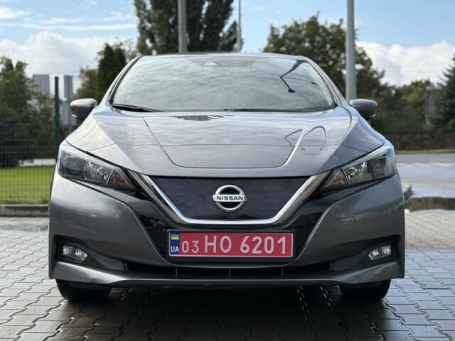 Серый Ниссан Лиф, объемом двигателя 0 л и пробегом 96 тыс. км за 12500 $, фото 1 на Automoto.ua