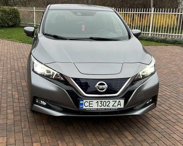 Серый Ниссан Лиф, объемом двигателя 0 л и пробегом 83 тыс. км за 14000 $, фото 1 на Automoto.ua