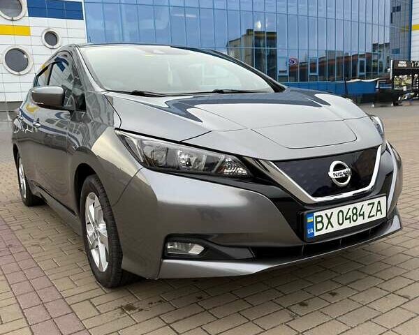Сірий Ніссан Ліф, об'ємом двигуна 0 л та пробігом 39 тис. км за 13200 $, фото 1 на Automoto.ua