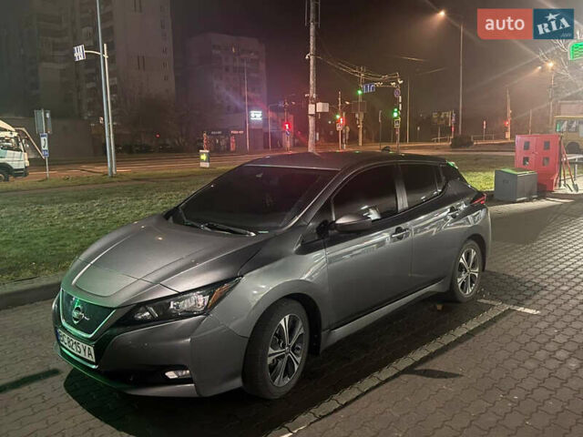 Серый Ниссан Лиф, объемом двигателя 0 л и пробегом 130 тыс. км за 13700 $, фото 1 на Automoto.ua