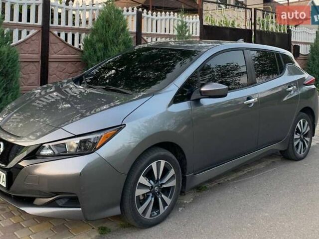 Серый Ниссан Лиф, объемом двигателя 0 л и пробегом 72 тыс. км за 16700 $, фото 1 на Automoto.ua