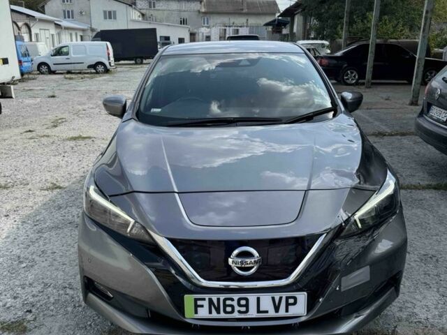 Серый Ниссан Лиф, объемом двигателя 0 л и пробегом 58 тыс. км за 7100 $, фото 1 на Automoto.ua