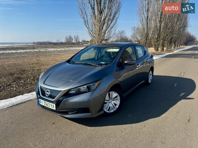 Серый Ниссан Лиф, объемом двигателя 0 л и пробегом 118 тыс. км за 11950 $, фото 1 на Automoto.ua