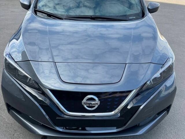 Серый Ниссан Лиф, объемом двигателя 0 л и пробегом 17 тыс. км за 16999 $, фото 1 на Automoto.ua