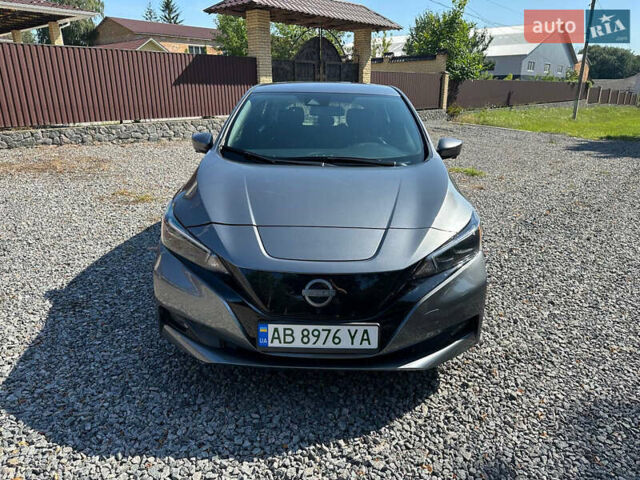Серый Ниссан Лиф, объемом двигателя 0 л и пробегом 18 тыс. км за 17900 $, фото 1 на Automoto.ua