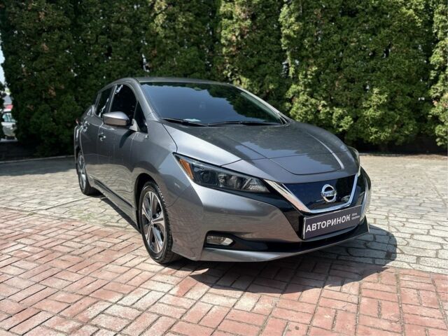 Серый Ниссан Лиф, объемом двигателя 0 л и пробегом 48 тыс. км за 14500 $, фото 1 на Automoto.ua