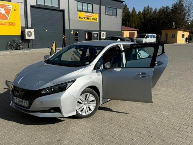Сірий Ніссан Ліф, об'ємом двигуна 0 л та пробігом 18 тис. км за 13200 $, фото 1 на Automoto.ua