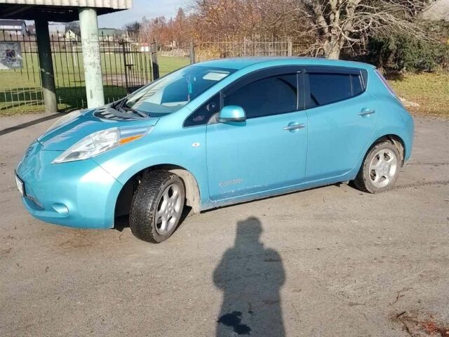 Синий Ниссан Лиф, объемом двигателя 0 л и пробегом 12 тыс. км за 4100 $, фото 1 на Automoto.ua