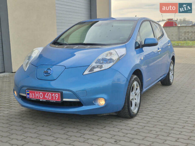 Синий Ниссан Лиф, объемом двигателя 0 л и пробегом 123 тыс. км за 3950 $, фото 1 на Automoto.ua