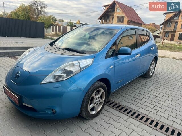 Синий Ниссан Лиф, объемом двигателя 0 л и пробегом 118 тыс. км за 5800 $, фото 1 на Automoto.ua