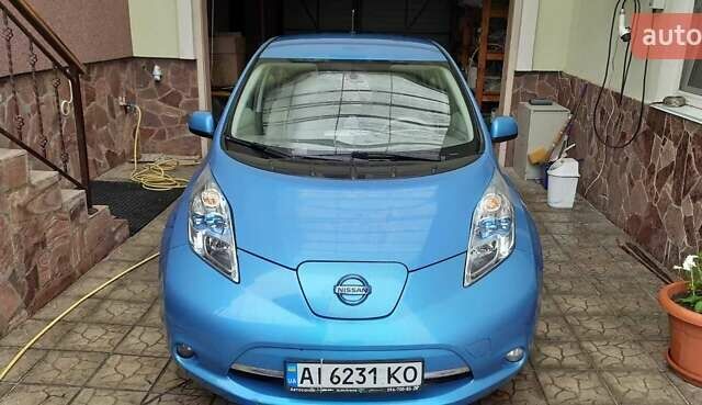 Синий Ниссан Лиф, объемом двигателя 0 л и пробегом 180 тыс. км за 7000 $, фото 1 на Automoto.ua