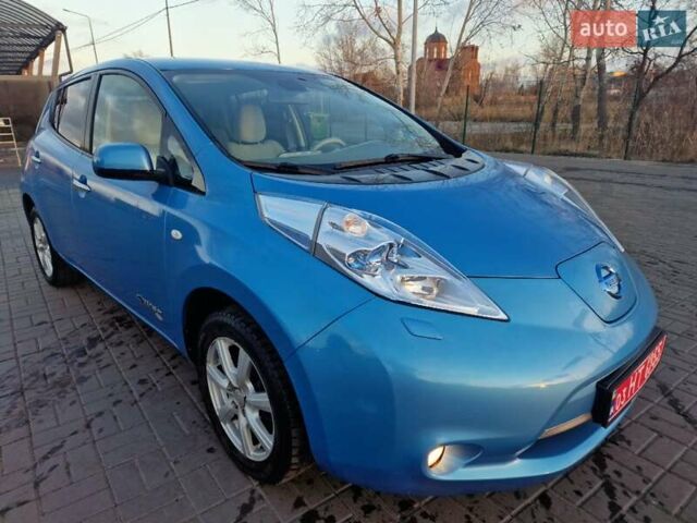 Синий Ниссан Лиф, объемом двигателя 0 л и пробегом 112 тыс. км за 5850 $, фото 1 на Automoto.ua