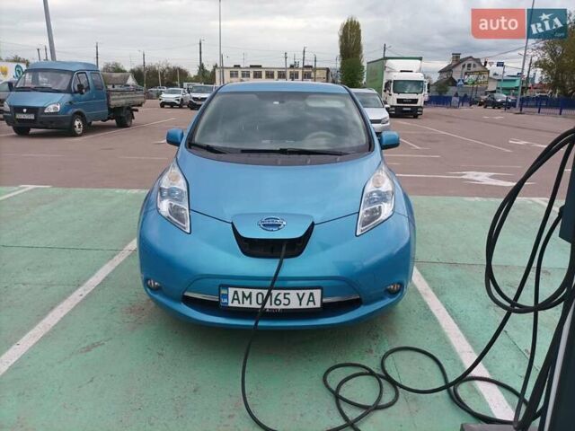 Синий Ниссан Лиф, объемом двигателя 0 л и пробегом 208 тыс. км за 6500 $, фото 1 на Automoto.ua
