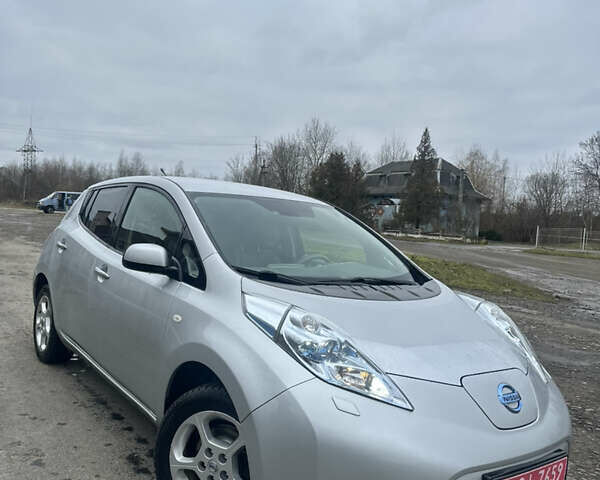 Синій Ніссан Ліф, об'ємом двигуна 0 л та пробігом 193 тис. км за 3970 $, фото 1 на Automoto.ua