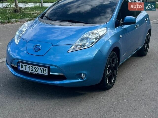 Синий Ниссан Лиф, объемом двигателя 0 л и пробегом 104 тыс. км за 5700 $, фото 1 на Automoto.ua