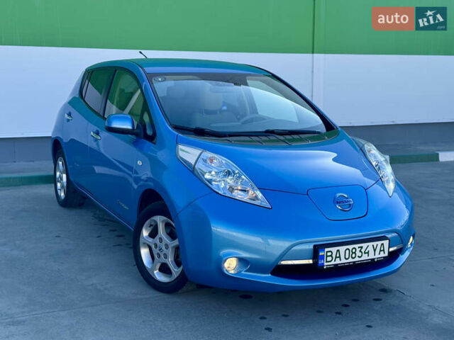 Синий Ниссан Лиф, объемом двигателя 0 л и пробегом 91 тыс. км за 5699 $, фото 1 на Automoto.ua