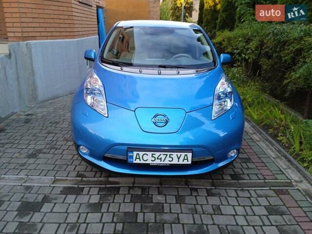 Синий Ниссан Лиф, объемом двигателя 0 л и пробегом 93 тыс. км за 5650 $, фото 1 на Automoto.ua