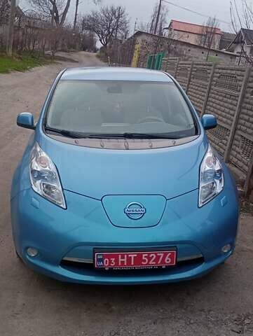 Синий Ниссан Лиф, объемом двигателя 0 л и пробегом 147 тыс. км за 5000 $, фото 1 на Automoto.ua