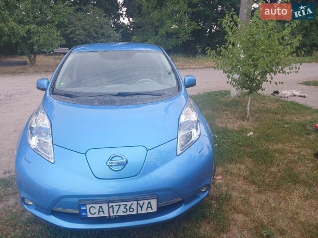Синій Ніссан Ліф, об'ємом двигуна 0 л та пробігом 108 тис. км за 6500 $, фото 1 на Automoto.ua