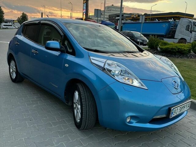 Синій Ніссан Ліф, об'ємом двигуна 0 л та пробігом 180 тис. км за 4450 $, фото 1 на Automoto.ua