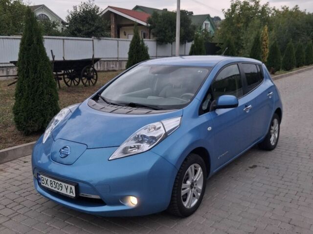 Синій Ніссан Ліф, об'ємом двигуна 0 л та пробігом 81 тис. км за 4800 $, фото 1 на Automoto.ua