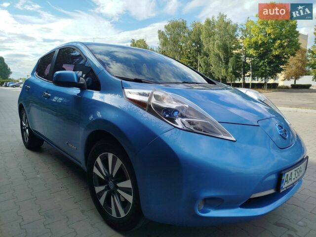 Синій Ніссан Ліф, об'ємом двигуна 0 л та пробігом 165 тис. км за 6100 $, фото 1 на Automoto.ua