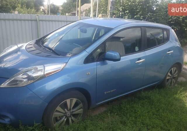 Синий Ниссан Лиф, объемом двигателя 0 л и пробегом 88 тыс. км за 9999 $, фото 1 на Automoto.ua