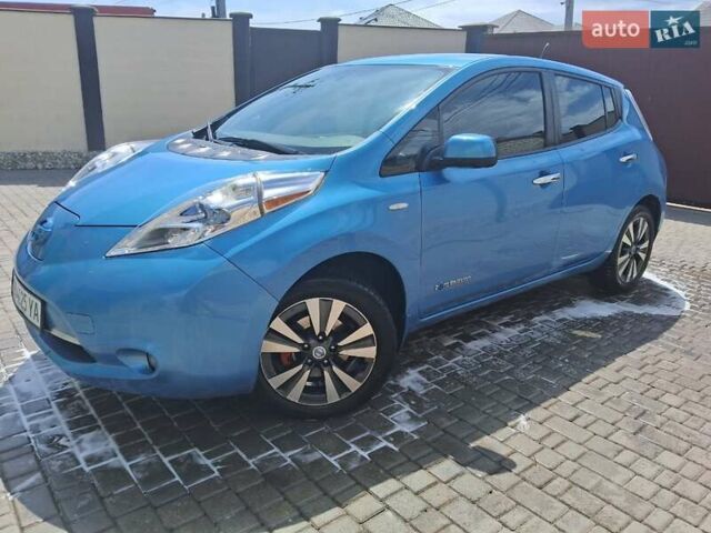 Синій Ніссан Ліф, об'ємом двигуна 0 л та пробігом 220 тис. км за 8900 $, фото 1 на Automoto.ua