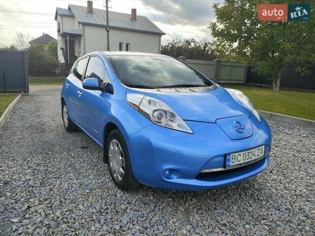 Синий Ниссан Лиф, объемом двигателя 0 л и пробегом 175 тыс. км за 5599 $, фото 1 на Automoto.ua