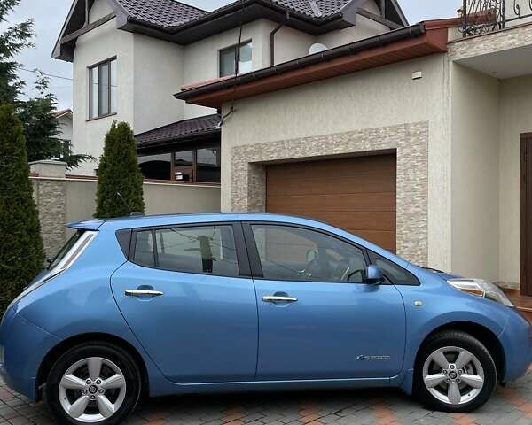 Синій Ніссан Ліф, об'ємом двигуна 0 л та пробігом 116 тис. км за 8300 $, фото 1 на Automoto.ua