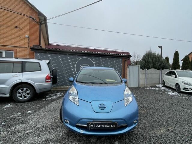 Синий Ниссан Лиф, объемом двигателя 0 л и пробегом 134 тыс. км за 4900 $, фото 1 на Automoto.ua