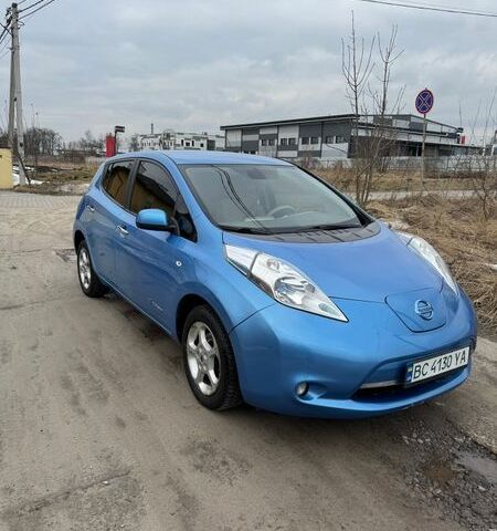 Синий Ниссан Лиф, объемом двигателя 0 л и пробегом 131 тыс. км за 4900 $, фото 1 на Automoto.ua