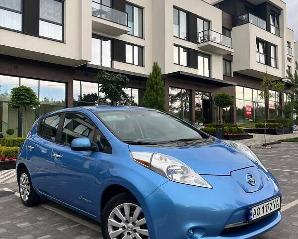 Синий Ниссан Лиф, объемом двигателя 0 л и пробегом 130 тыс. км за 6700 $, фото 1 на Automoto.ua
