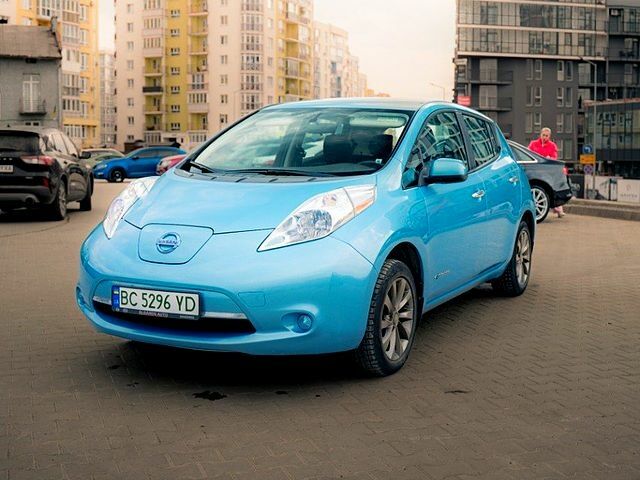 Синій Ніссан Ліф, об'ємом двигуна 0.11 л та пробігом 141 тис. км за 6900 $, фото 1 на Automoto.ua