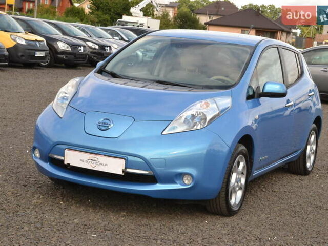 Синий Ниссан Лиф, объемом двигателя 0 л и пробегом 112 тыс. км за 6700 $, фото 1 на Automoto.ua