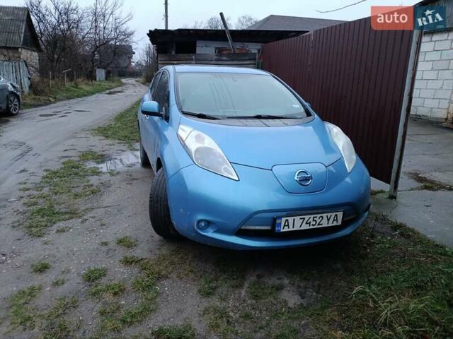 Синий Ниссан Лиф, объемом двигателя 0 л и пробегом 100 тыс. км за 5200 $, фото 1 на Automoto.ua