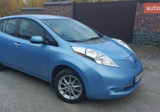 Синій Ніссан Ліф, об'ємом двигуна 0 л та пробігом 111 тис. км за 7300 $, фото 1 на Automoto.ua