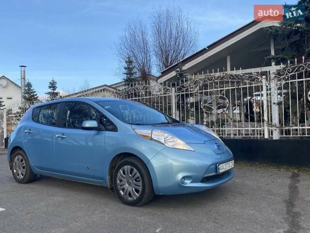 Синий Ниссан Лиф, объемом двигателя 0 л и пробегом 190 тыс. км за 6400 $, фото 1 на Automoto.ua